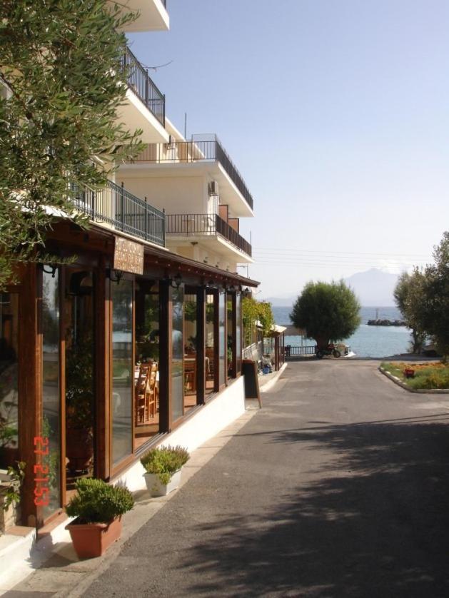 Cohyli Hotel Ireo  Exterior photo